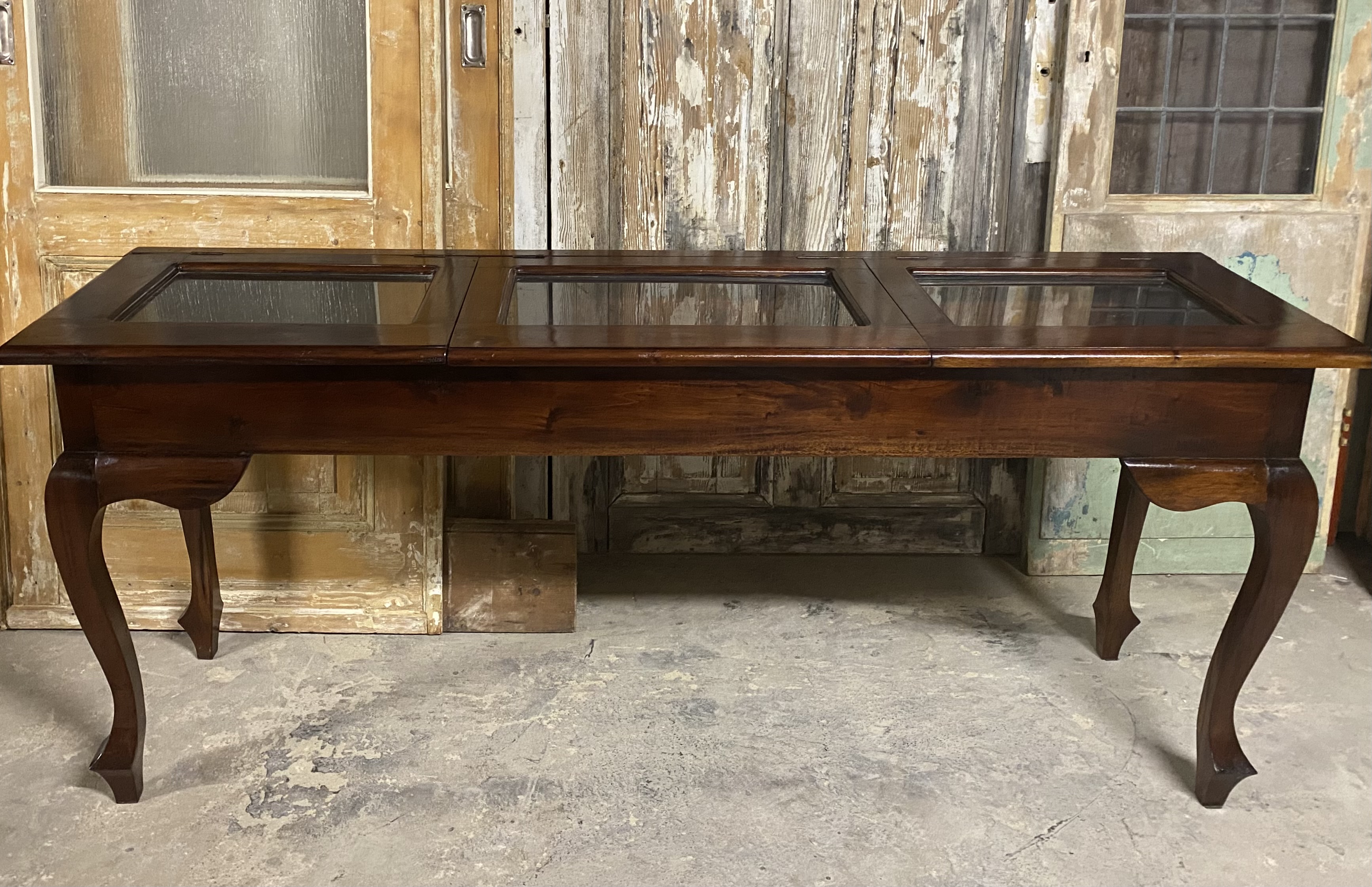 Oude Toonbank, Vitrine-tafel, Sidetable, Pronktafel. L 180cm image 4