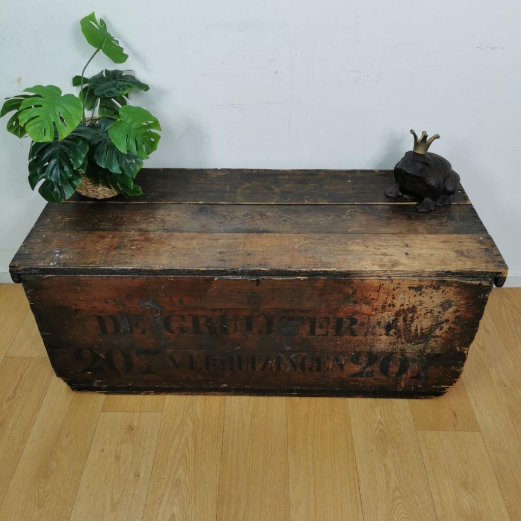 Bekijk Antieke Houten Kist, Dekenkist, Salontafel, Speelgoedkist op ...