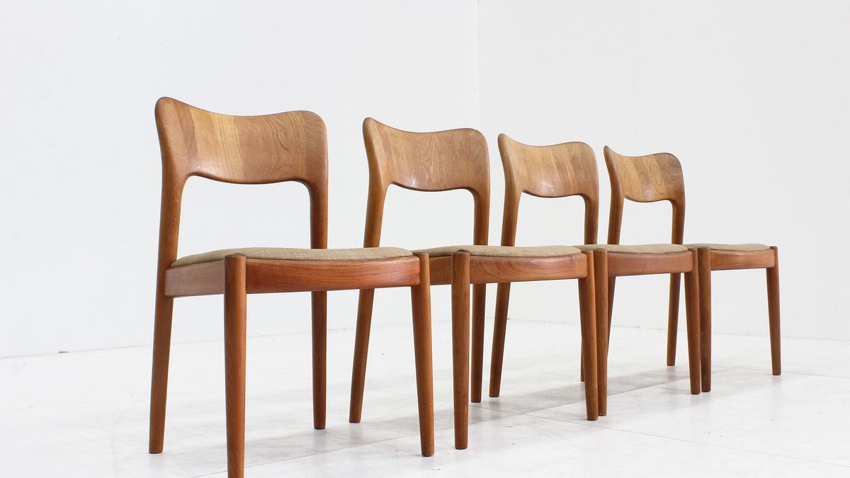4 Vintage Deense Eetkamer Stoelen Van Niels Koefoed image 4