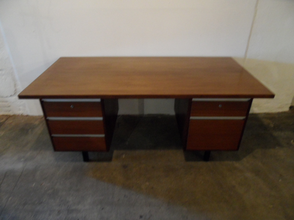 Mid Century Bureau image 3