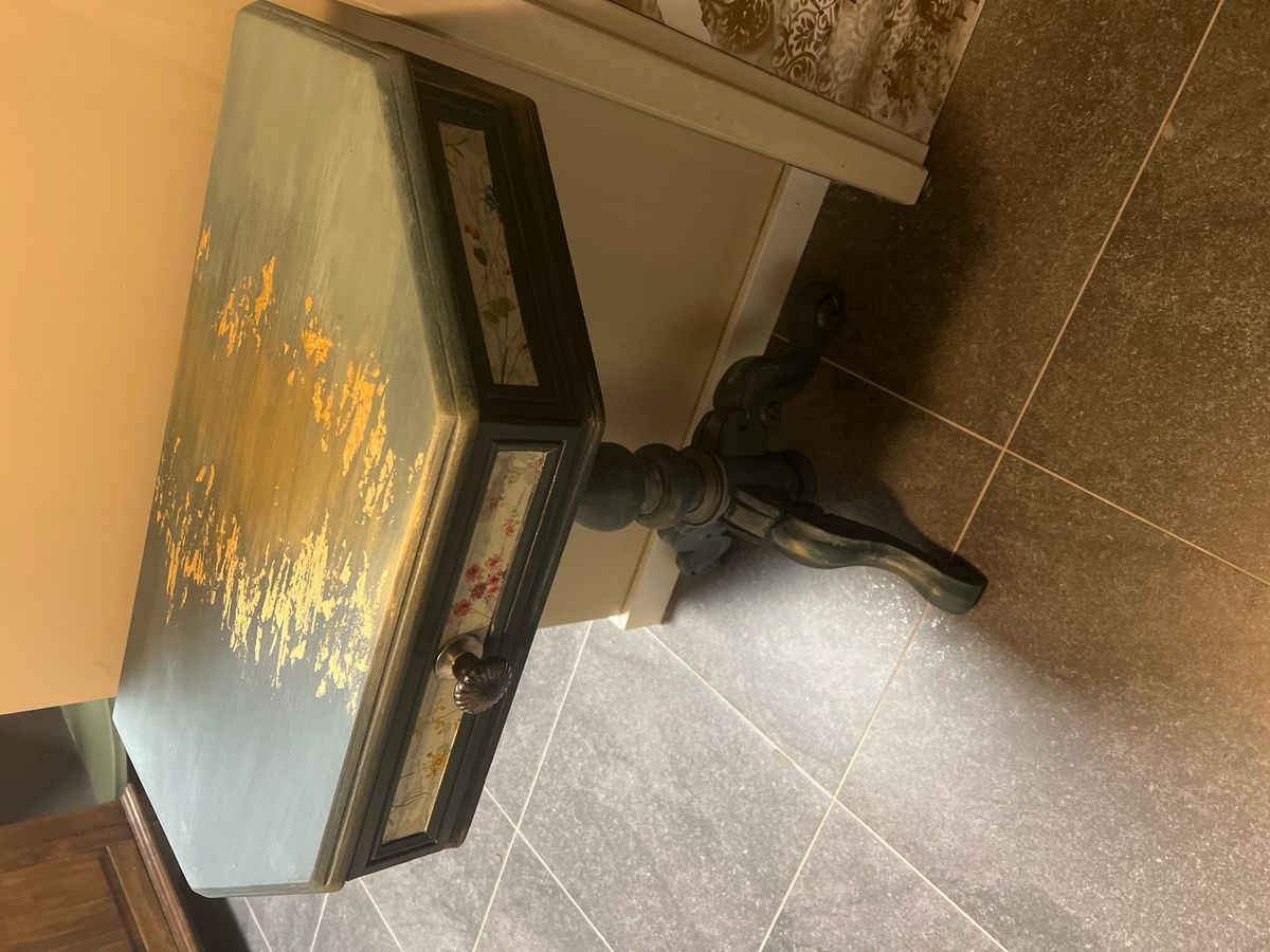 Uniek Handbeschilderd Bijzettafeltje / Wandtafeltje image 4