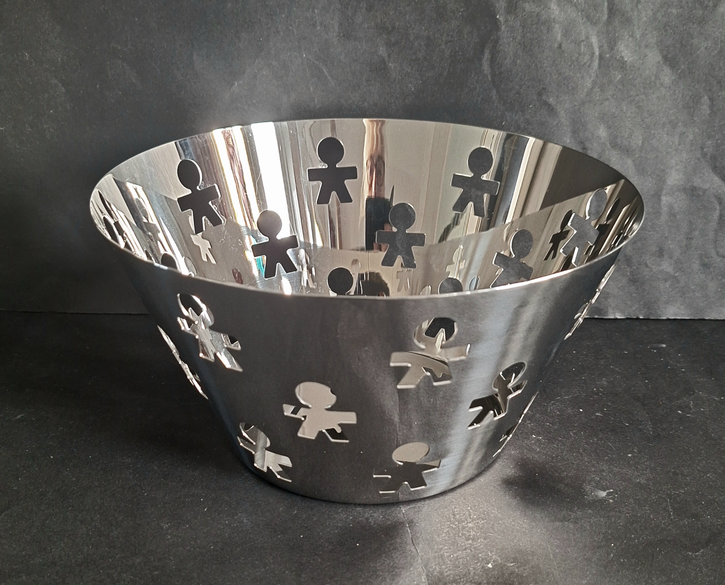 Alessi Grote Maat Girotondo Schaal/Fruitschaal Type King Kong. image 2